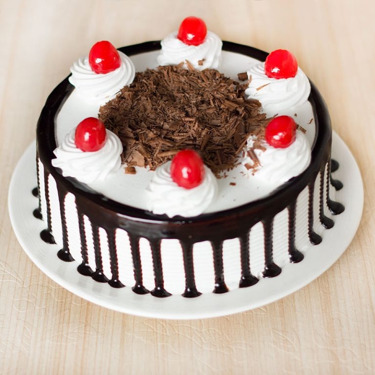 black-forest-cake-1-2-kg-faridabad-gift-shop